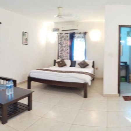 Hotel Casita Вагатор Экстерьер фото