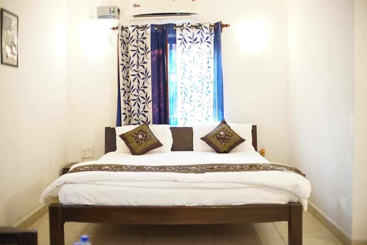 Hotel Casita Вагатор Экстерьер фото