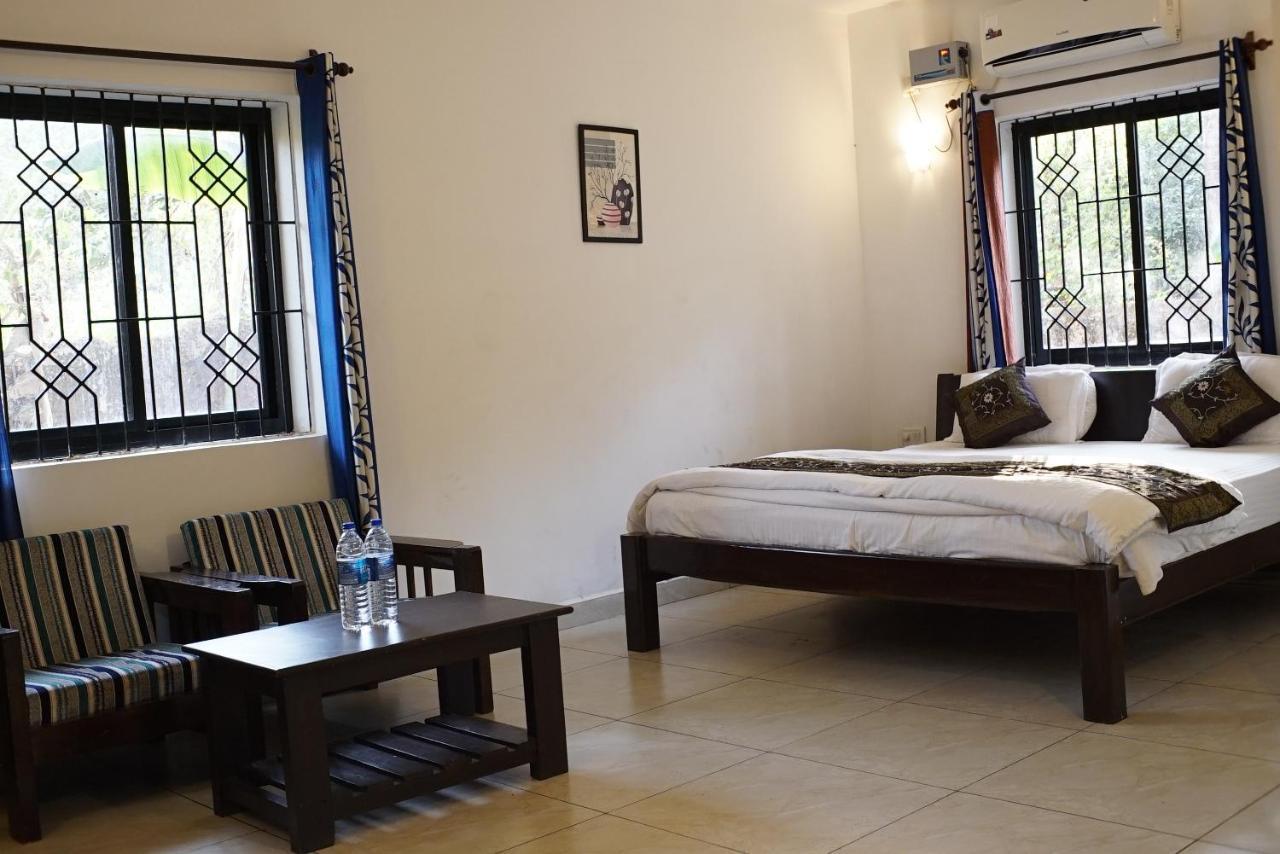 Hotel Casita Вагатор Экстерьер фото